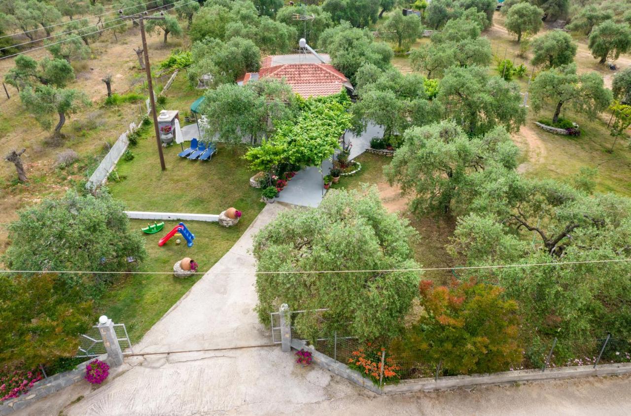 אסטריס Kiriakos Holiday Home מראה חיצוני תמונה