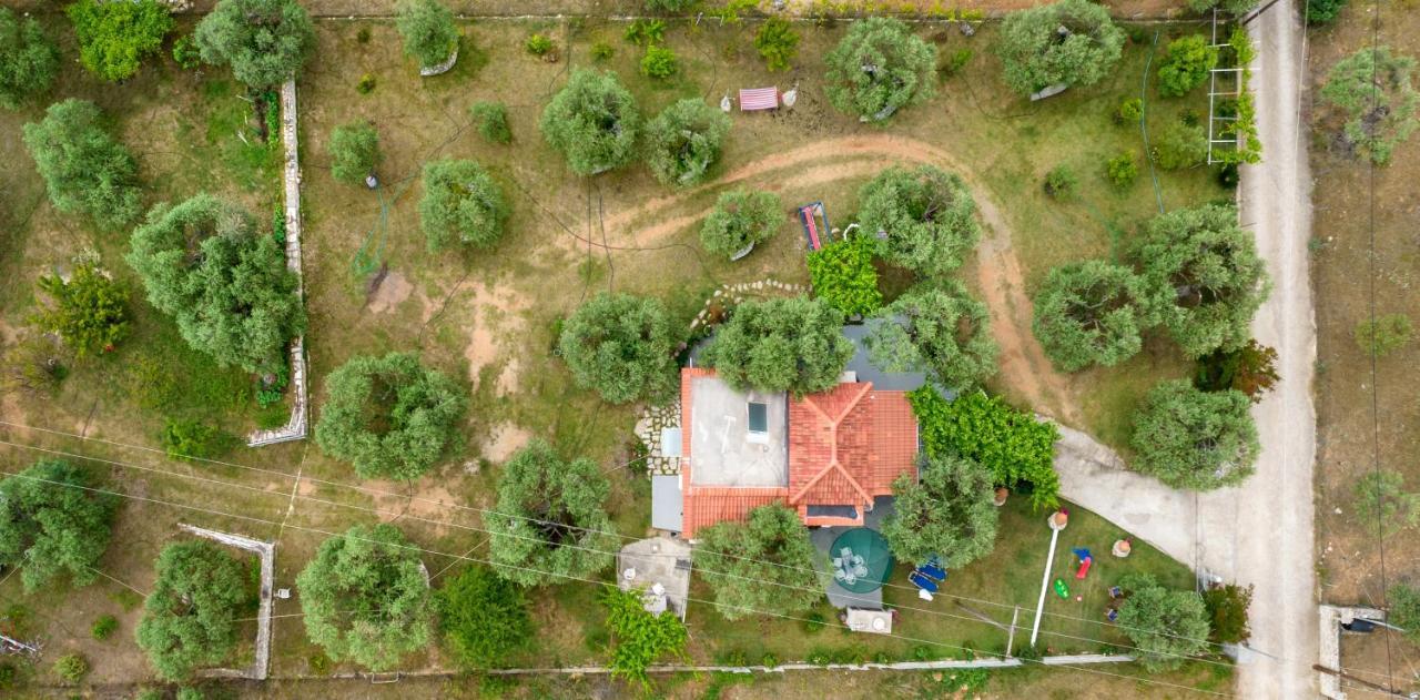 אסטריס Kiriakos Holiday Home מראה חיצוני תמונה
