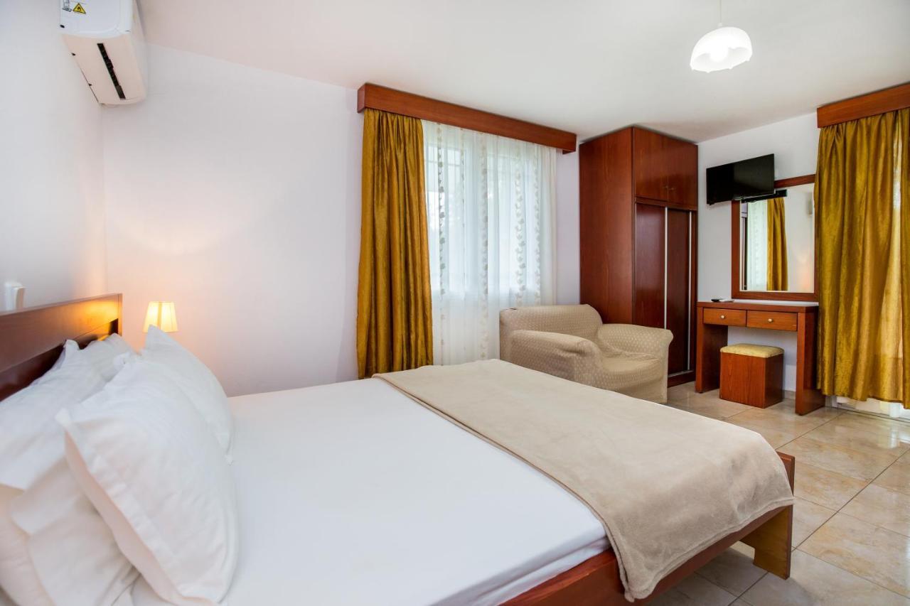 אסטריס Kiriakos Holiday Home מראה חיצוני תמונה