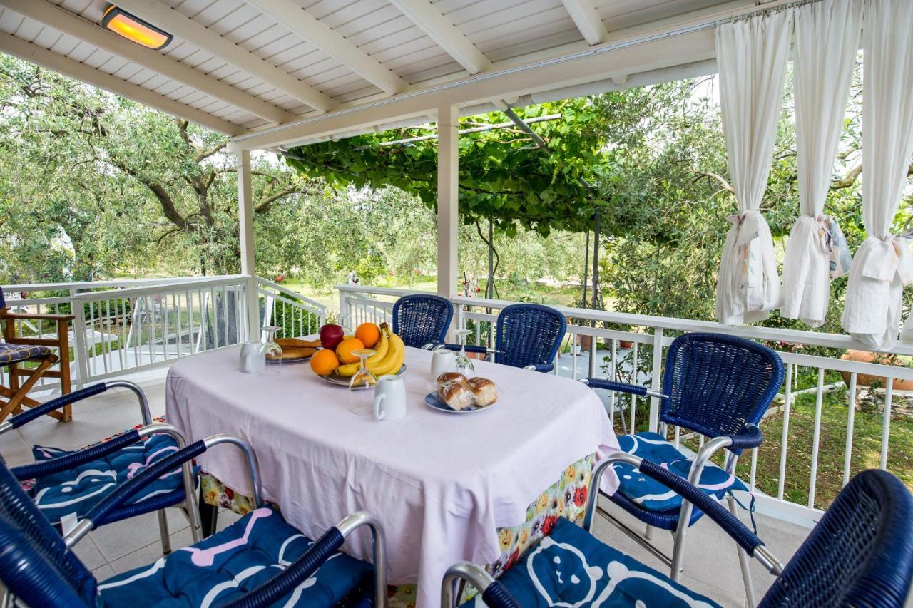 אסטריס Kiriakos Holiday Home מראה חיצוני תמונה