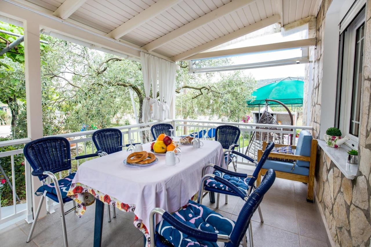 אסטריס Kiriakos Holiday Home מראה חיצוני תמונה