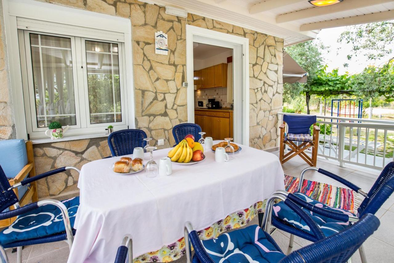 אסטריס Kiriakos Holiday Home מראה חיצוני תמונה