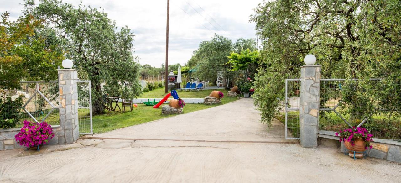 אסטריס Kiriakos Holiday Home מראה חיצוני תמונה